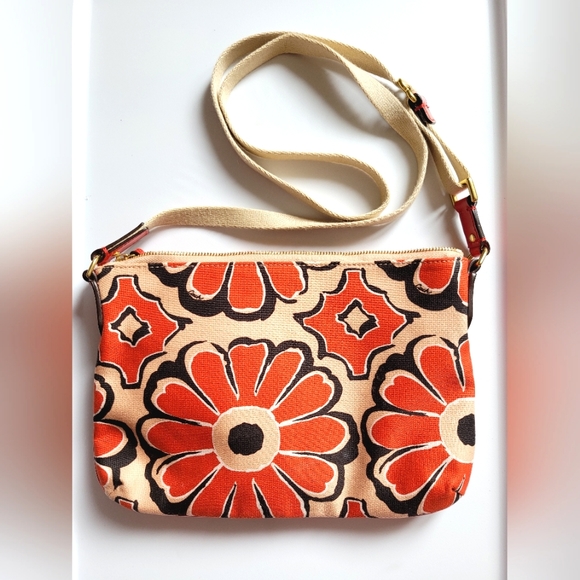 Coach Handbags - Coach Poppy Bag Floral Scarf Print East West Crossbody Bag